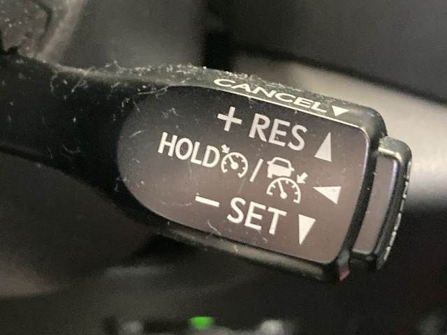 TOYOTA C-HR 2017 Image 31