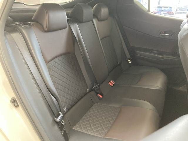 TOYOTA C-HR 2017 Image 31