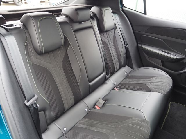 PEUGEOT 408 2024 Image 31