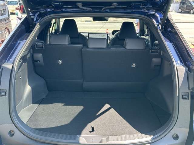 TOYOTA BZ4X 2022 Image 31