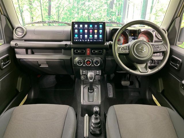 SUZUKI JIMNY NOMADE 2025 Image 31