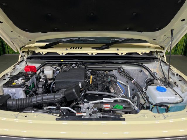 SUZUKI JIMNY NOMADE 2025 Image 31