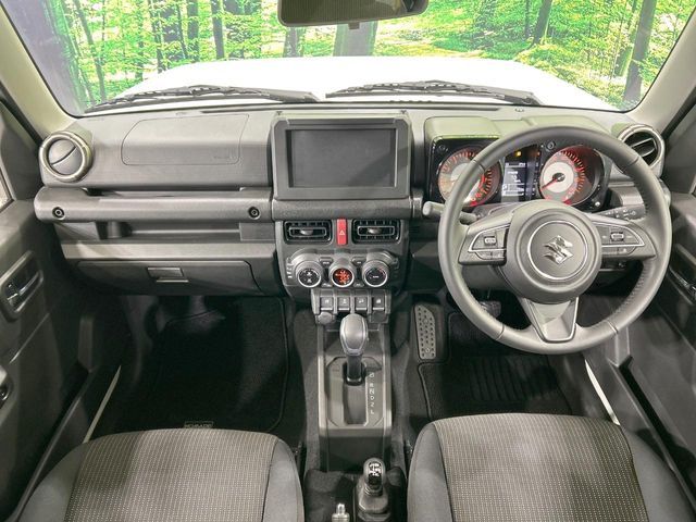 SUZUKI JIMNY NOMADE 2025 Image 31