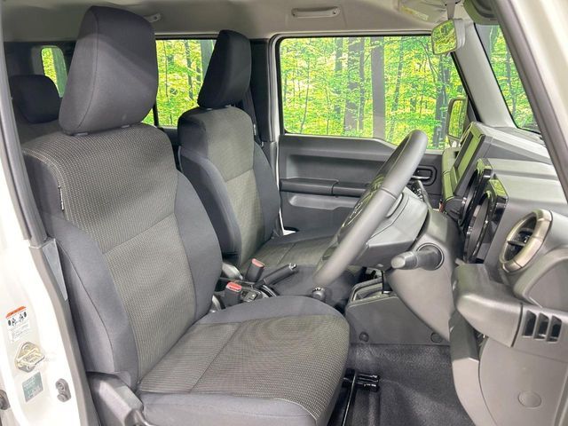 SUZUKI JIMNY NOMADE 2025 Image 31