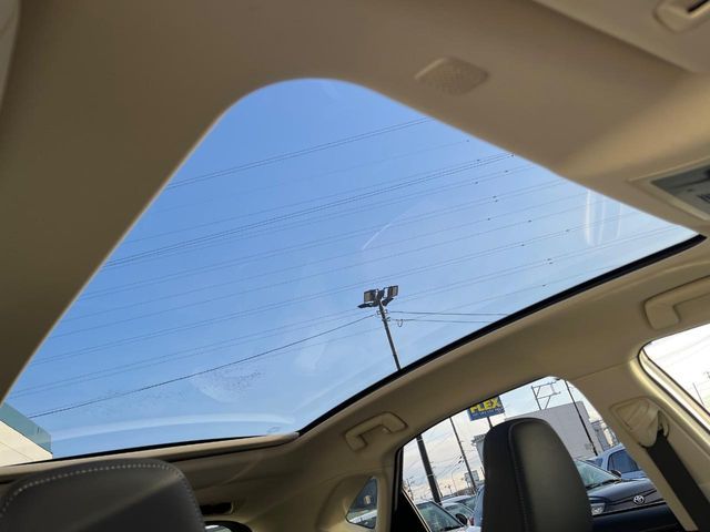 TOYOTA LEXUS NX300 2018 Image 31