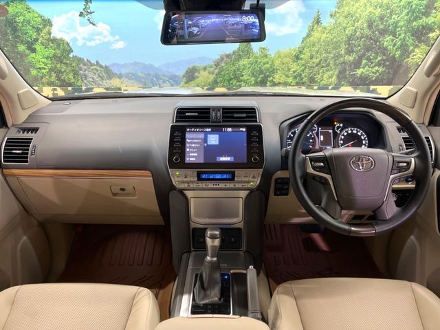 TOYOTA LANDCRUISER PRADO 2023 Image 31