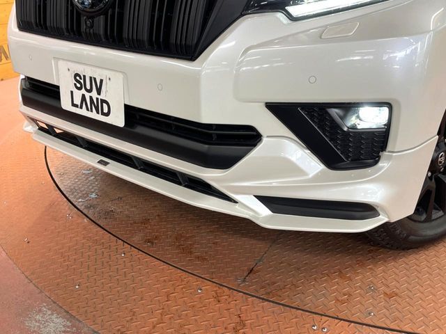 TOYOTA LANDCRUISER PRADO 2023 Image 31