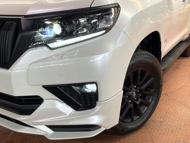 TOYOTA LANDCRUISER PRADO 2023 Image 31