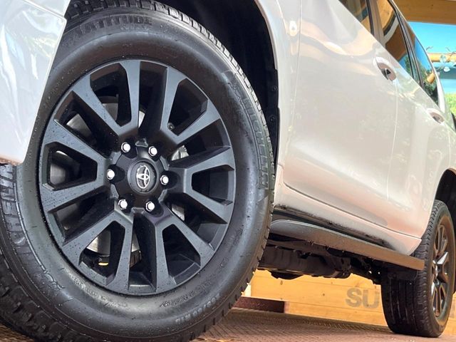TOYOTA LANDCRUISER PRADO 2023 Image 31