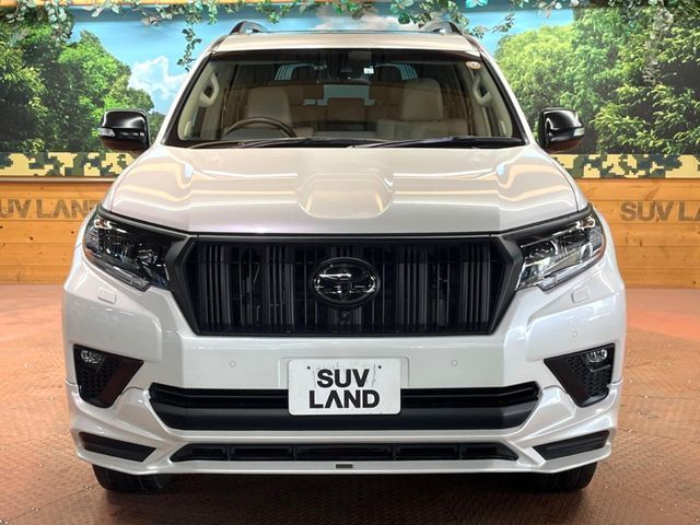 TOYOTA LANDCRUISER PRADO 2023 Image 31