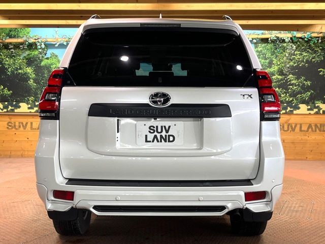 TOYOTA LANDCRUISER PRADO 2023 Image 31