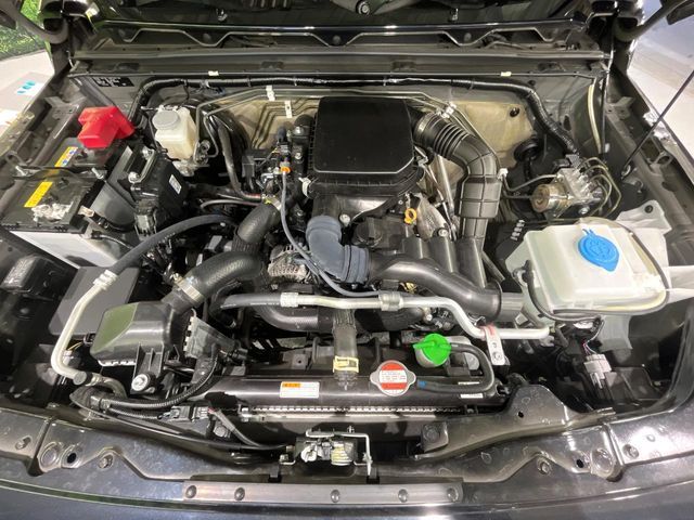 SUZUKI JIMNY 4WD 2024 Image 31