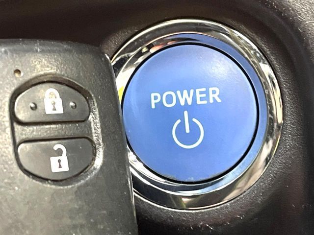 TOYOTA AQUA 2013 Image 31