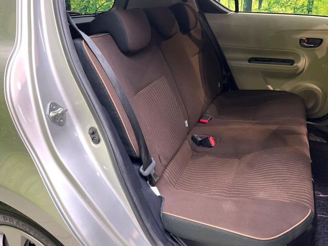 TOYOTA AQUA 2013 Image 31