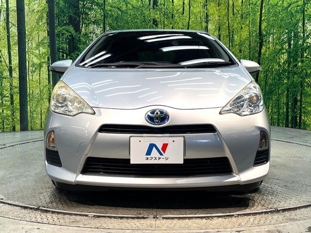 TOYOTA AQUA 2013 Image 31