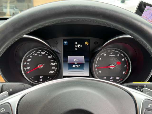 MERCEDES BENZ C CLAS 2015 Image 31