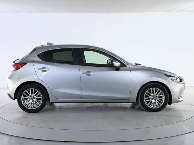 MAZDA 2 2019 Image 31