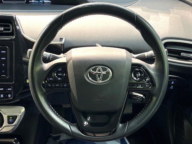 TOYOTA PRIUS 2018 Image 31