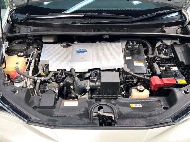 TOYOTA PRIUS 2018 Image 31