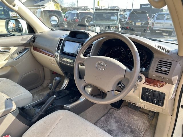 TOYOTA LANDCRUISER PRADO 2003 Image 31