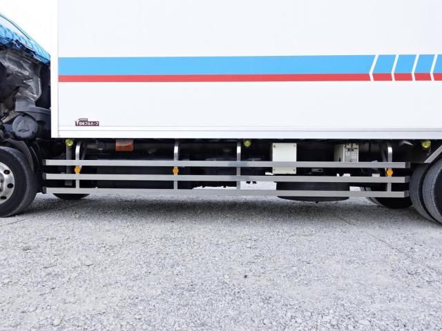 MITSUBISHI FUSOU FIGHTER 2012 Image 31