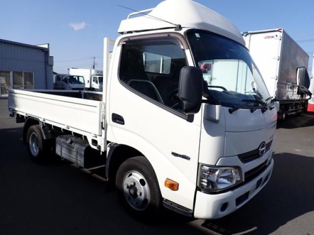 HINO DUTRO 2019 Image 31