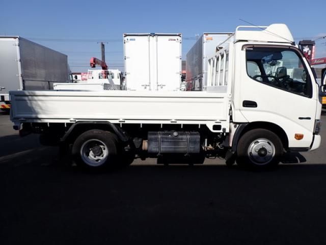 HINO DUTRO 2019 Image 31