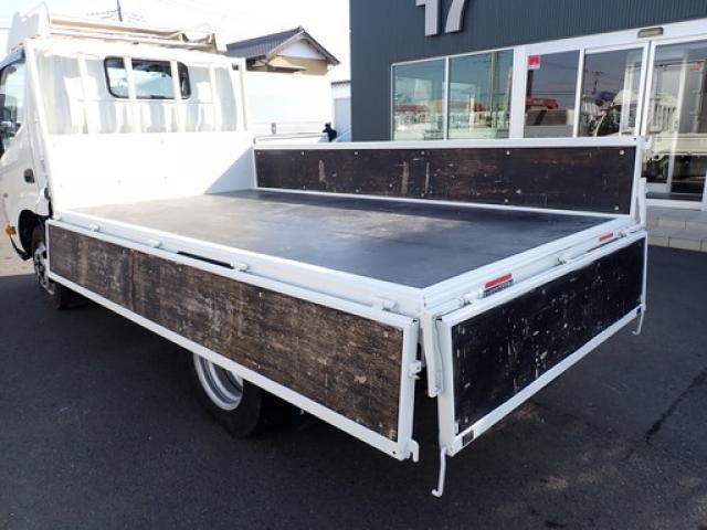 HINO DUTRO 2019 Image 31