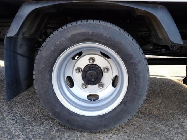 HINO DUTRO 2015 Image 31