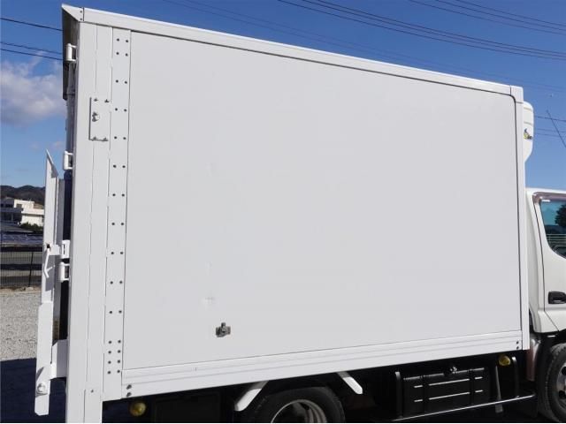 HINO DUTRO 2012 Image 31