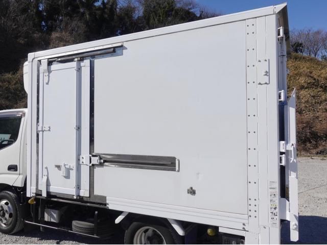 HINO DUTRO 2012 Image 31