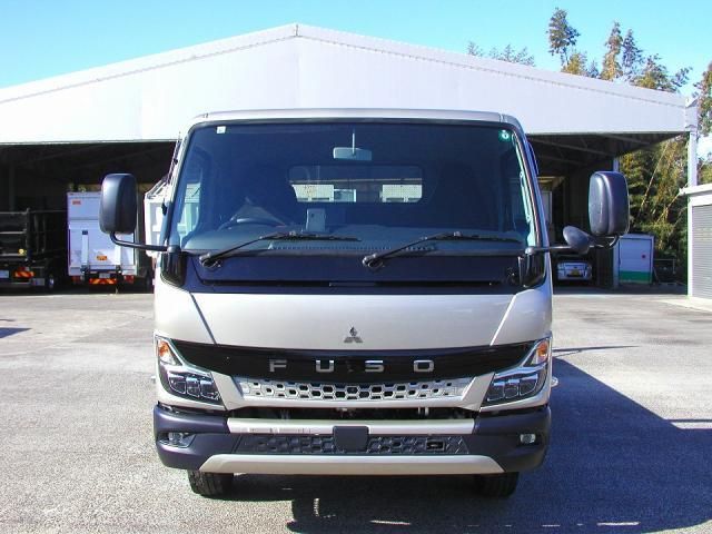 MITSUBISHI CANTER 2022 Image 31