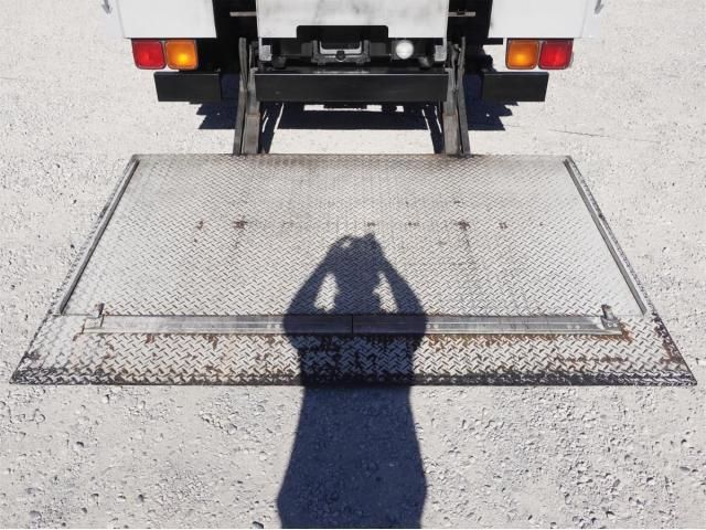 MITSUBISHI FUSOU FIGHTER 2006 Image 31