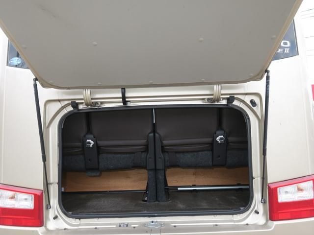 HINO LIESSE 2018 Image 31