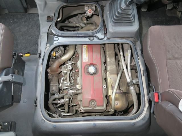 HINO LIESSE 2018 Image 31