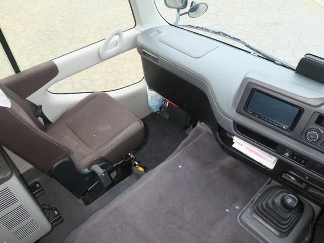 HINO LIESSE 2018 Image 31