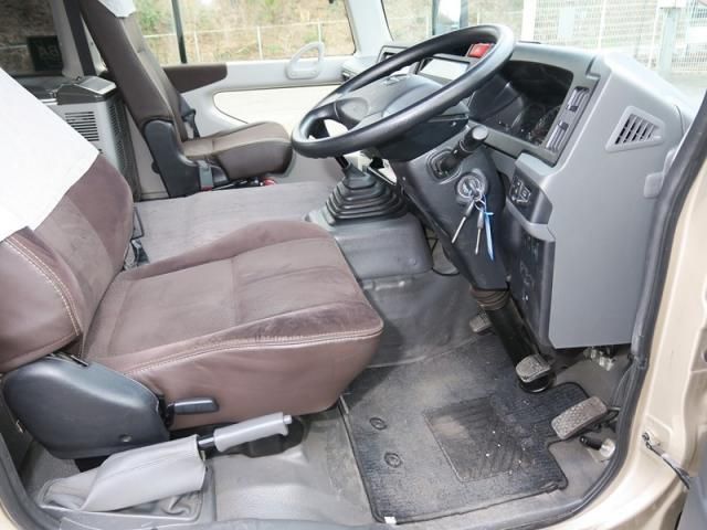 HINO LIESSE 2018 Image 31