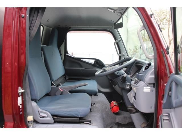 MITSUBISHI CANTER 2015 Image 31