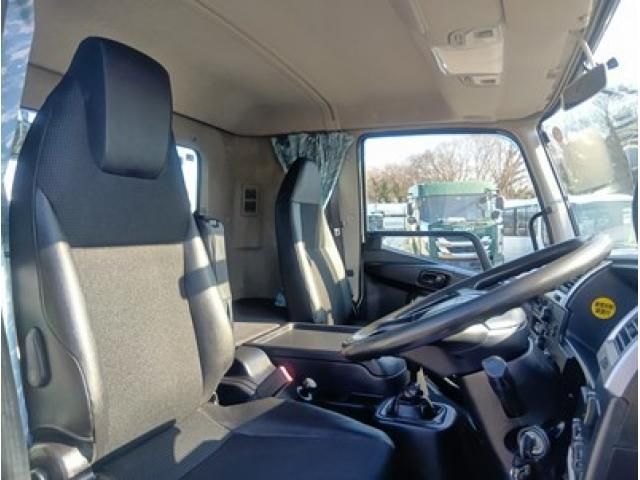 MITSUBISHI FUSOU FIGHTER 2019 Image 31