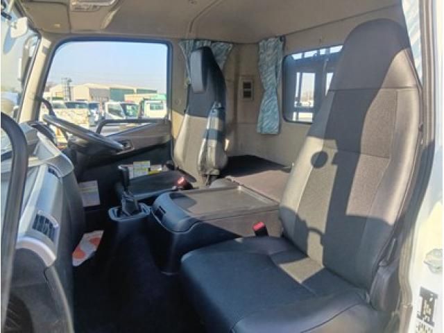 MITSUBISHI FUSOU FIGHTER 2019 Image 31