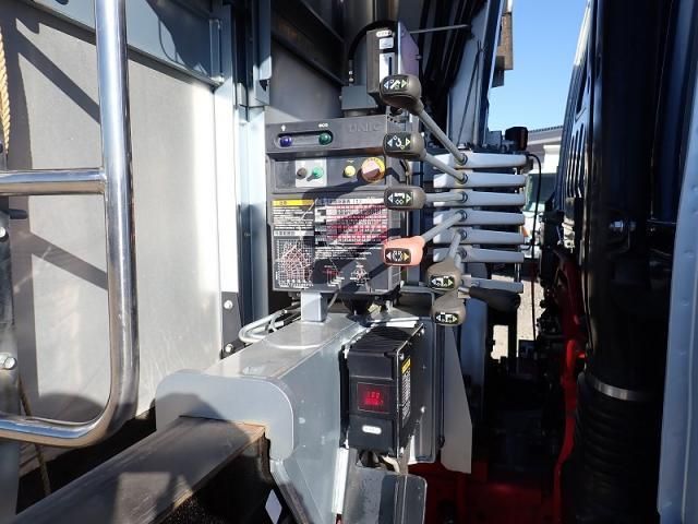 MITSUBISHI FUSOU FIGHTER 2018 Image 31