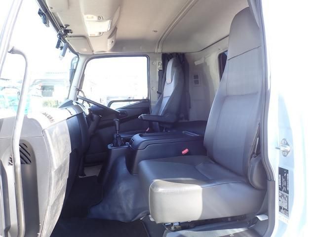 MITSUBISHI FUSOU FIGHTER 2018 Image 31