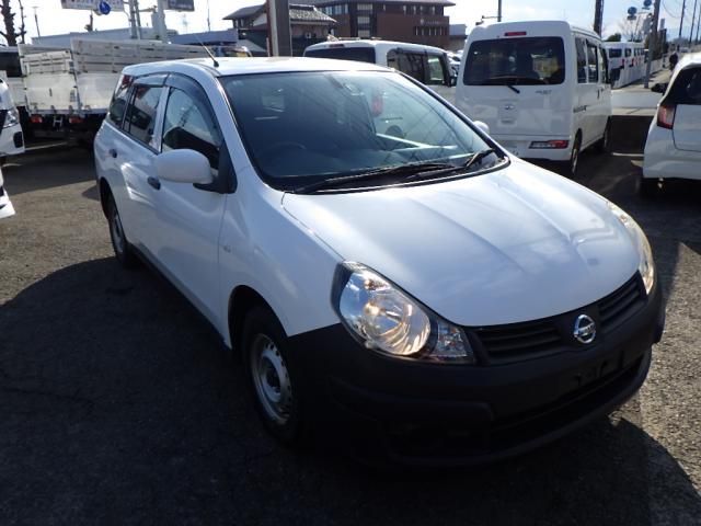 NISSAN AD 2016 Image 31