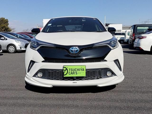 TOYOTA C-HR 2017 Image 31