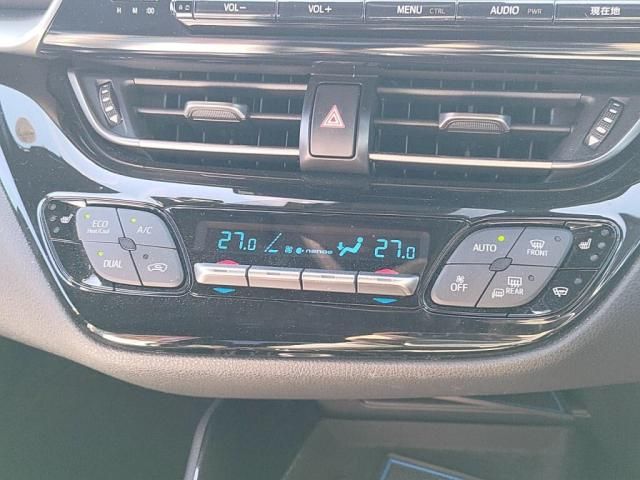 TOYOTA C-HR 2017 Image 31