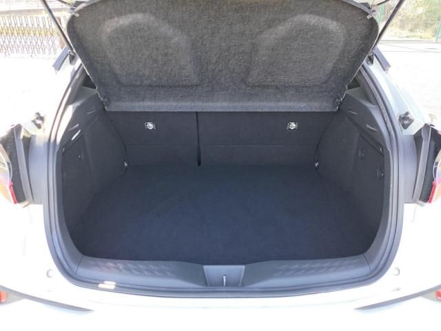 TOYOTA C-HR 2017 Image 31