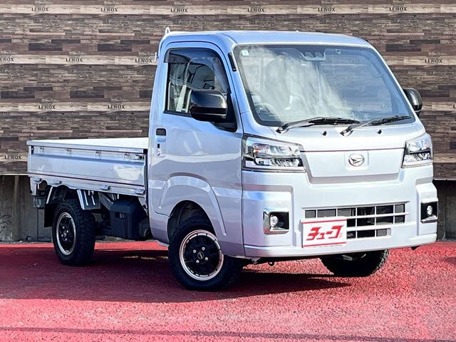 DAIHATSU HIJET TRUCK 4WD 2022 Image 31