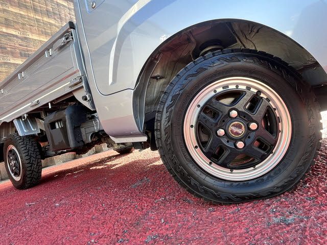 DAIHATSU HIJET TRUCK 4WD 2022 Image 31