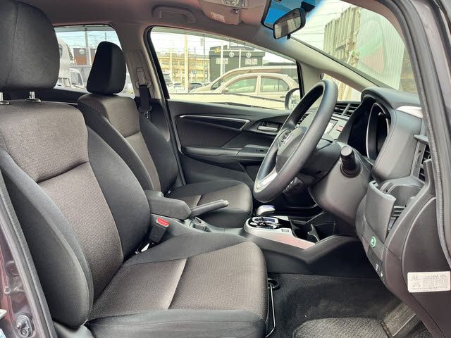 HONDA FIT HYBRID 2015 Image 31