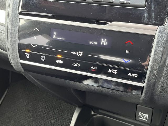 HONDA FIT HYBRID 2015 Image 31